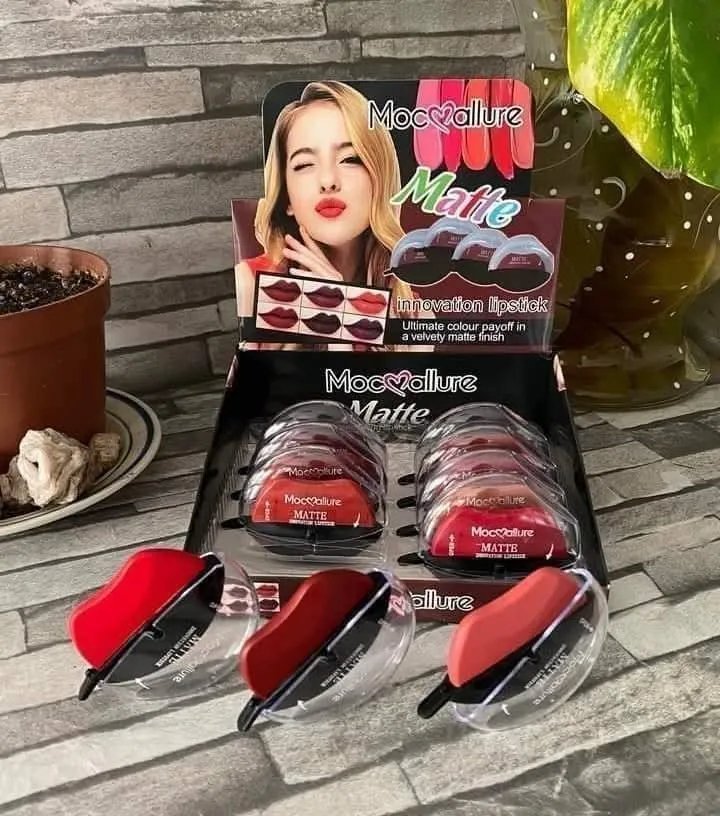 Bold coverage Lip set Pack of 12 - Image 3