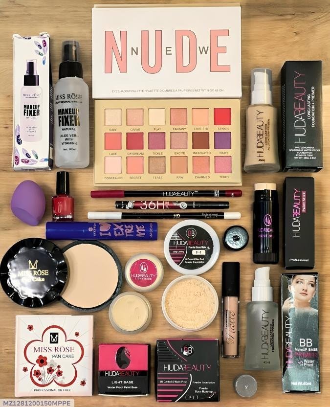 15 in 1 make-up Deal Huda beauty