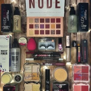 19 in 1 makeup deal 🤝😍 Huda beauty 😍